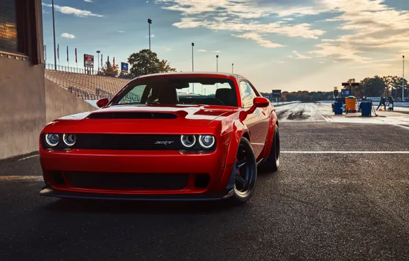 Обои Dodge Challenger red muscle car Dodge Challenger SRT Demon на