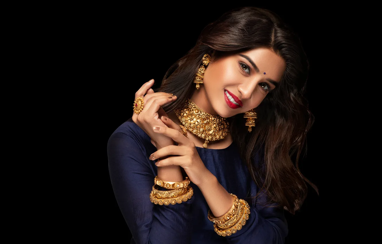 Обои girl hot sexy fashion eyes smile beautiful figure на телефон и рабочий стол раздел