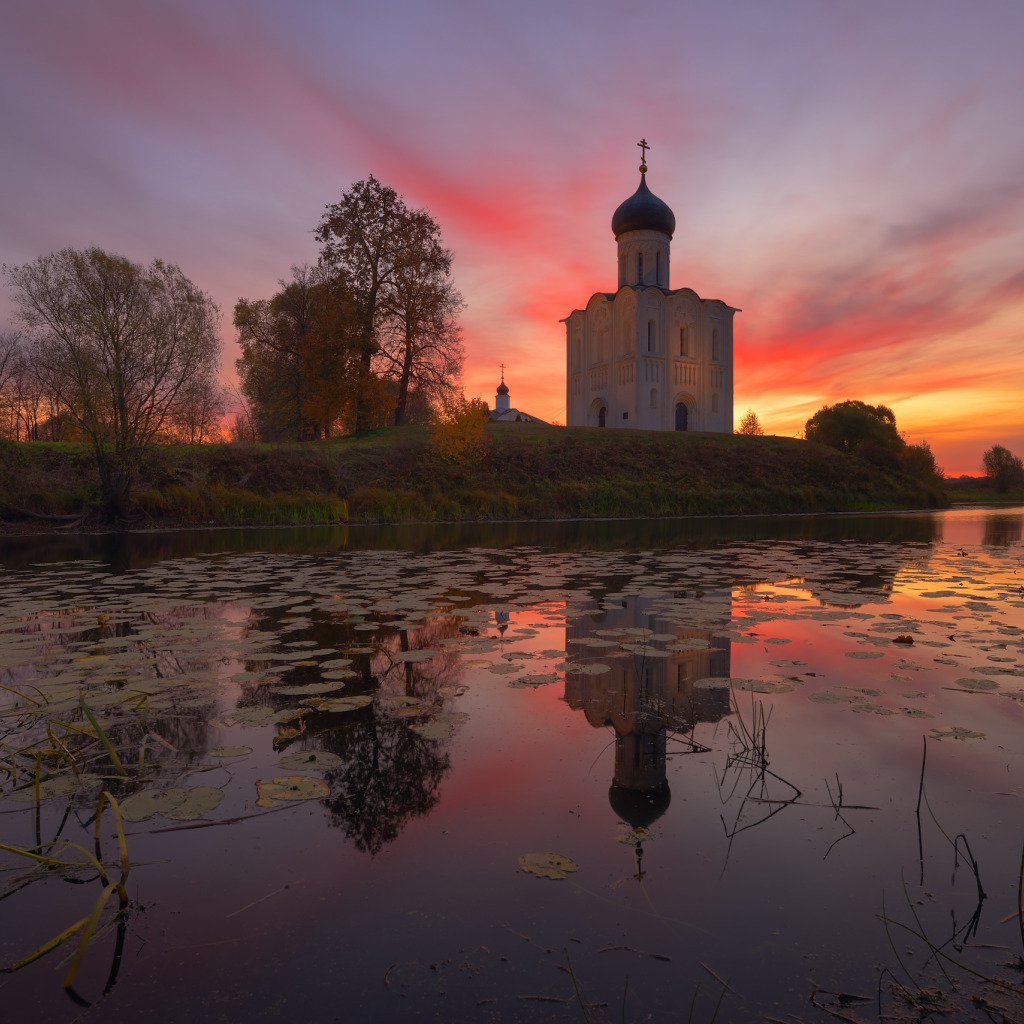 Природа не храм. Церковь Покрова на Нерли. Храм на Нерли Мурманск.