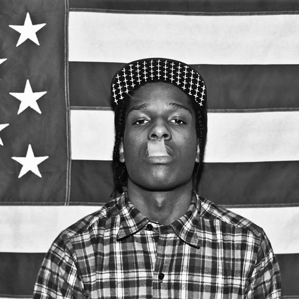 Про рэп американская. (A$AP Rocky Live. Love. ASAP. Live Love ASAP. ASAP Rocky с бумажкой. ASAP Rocky 2011.