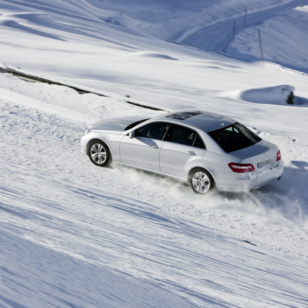 Скачать обои зима, машины, mercedes-benz, 4matic, раздел mercedes в  разрешении 1024x1024