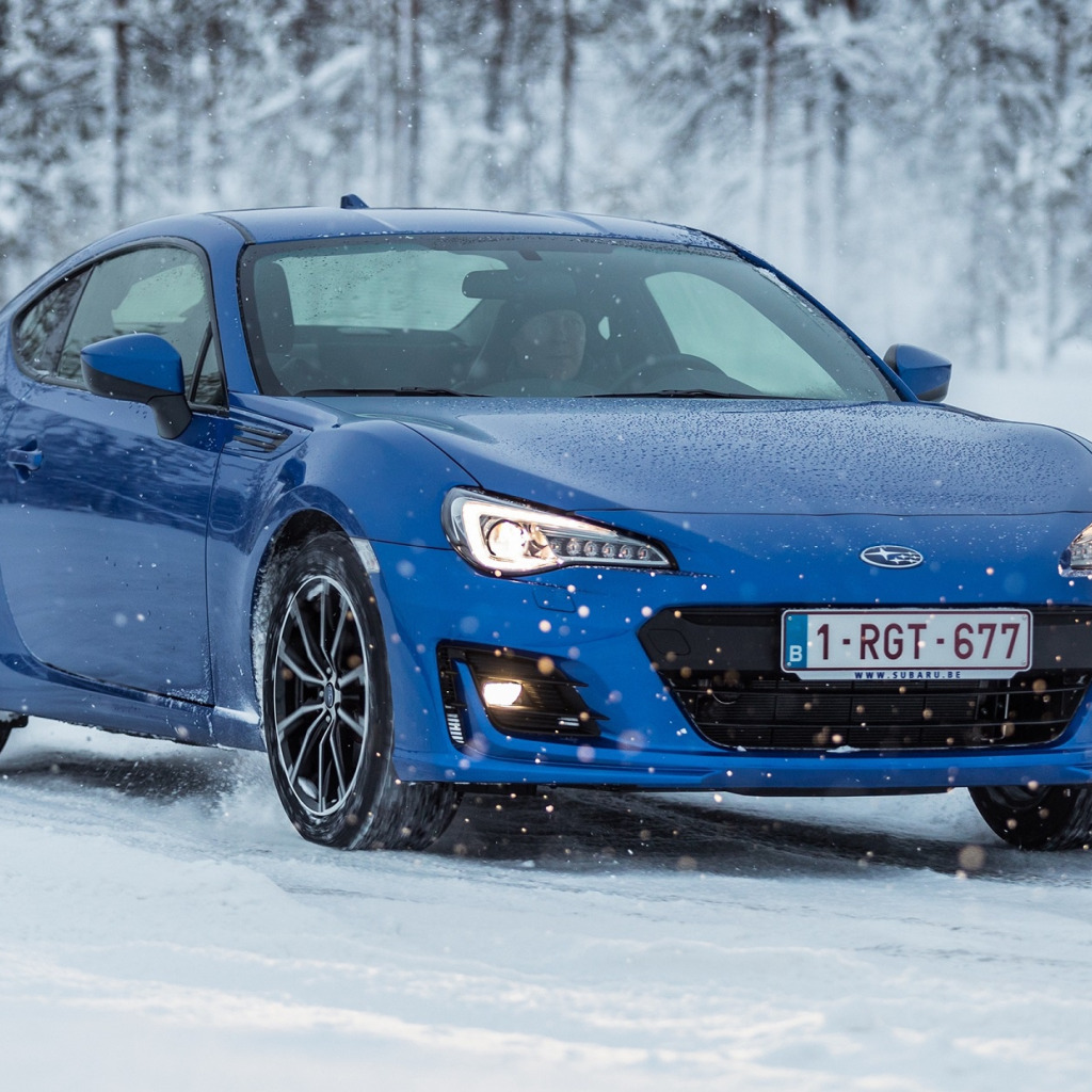 Скачать обои зима, авто, снег, синий цвет, Subaru BRZ 2016, раздел subaru в  разрешении 1024x1024