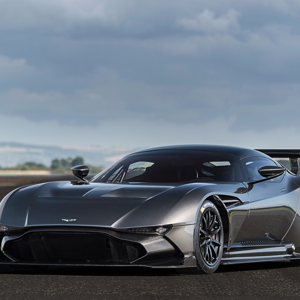 Aston Martin Vulcan 2020