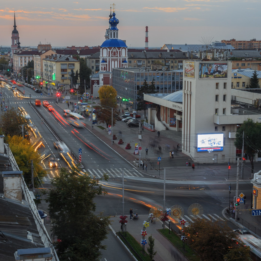 Скачать обои город, церковь, Россия, кинотеатр, Russia, Калуга, Kaluga,  улица Кирова, раздел город в разрешении 1024x1024