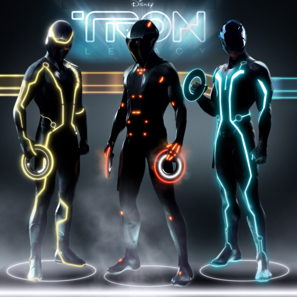 Скачать обои костюмы, tron:legacy, трон:наследие, раздел фильмы в  разрешении 1024x1024