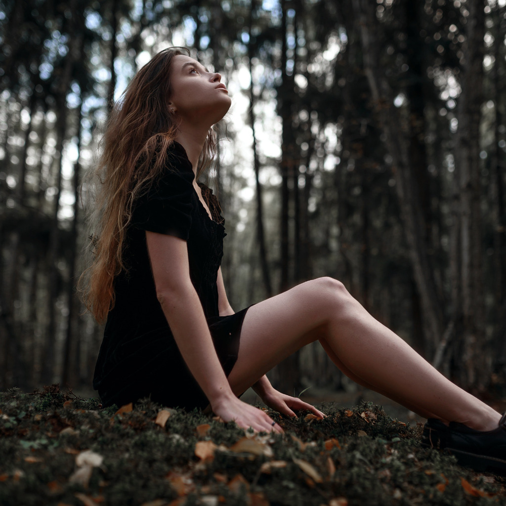 Девушка в лесу. Лесные красавицы фото