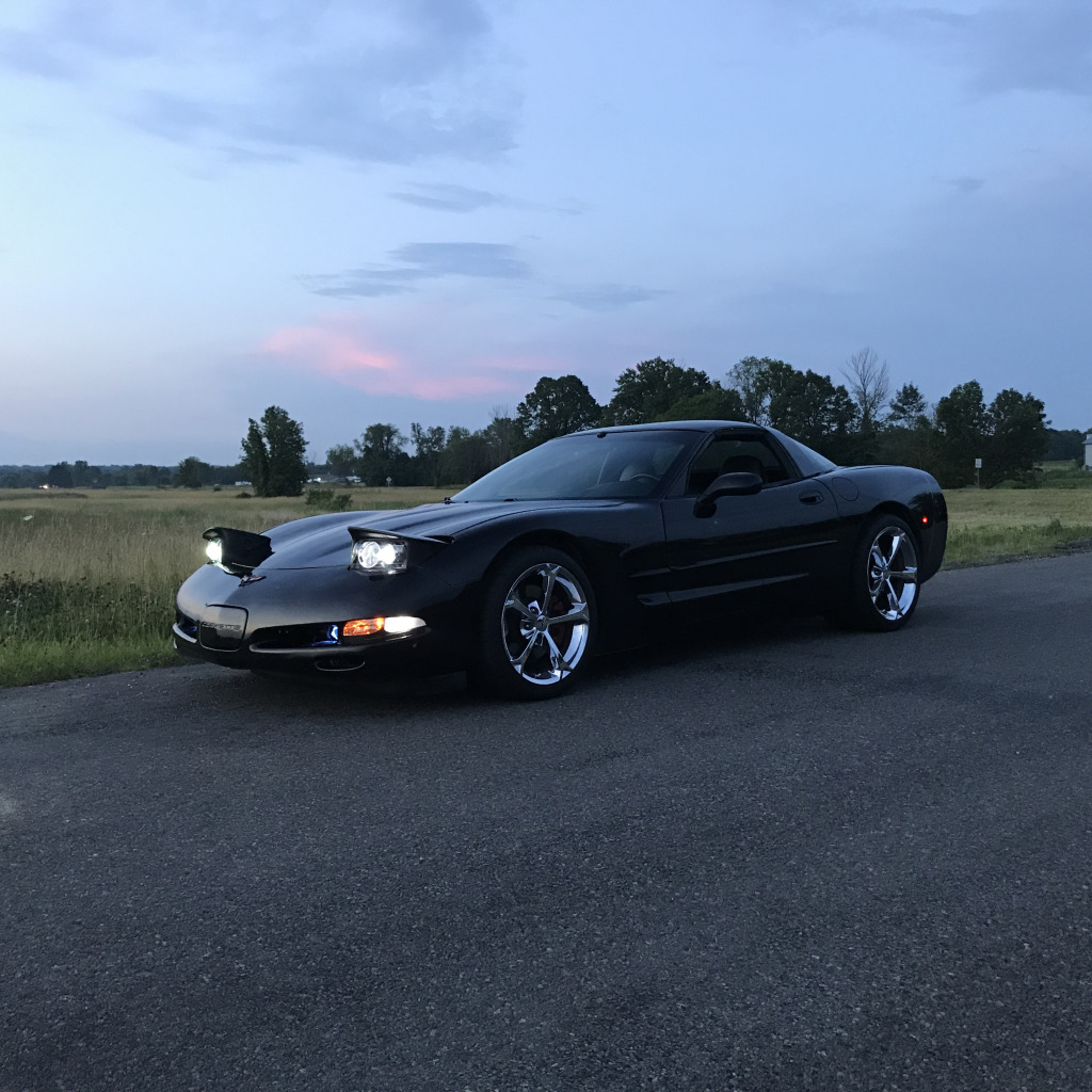 Chevrolet Corvette Night