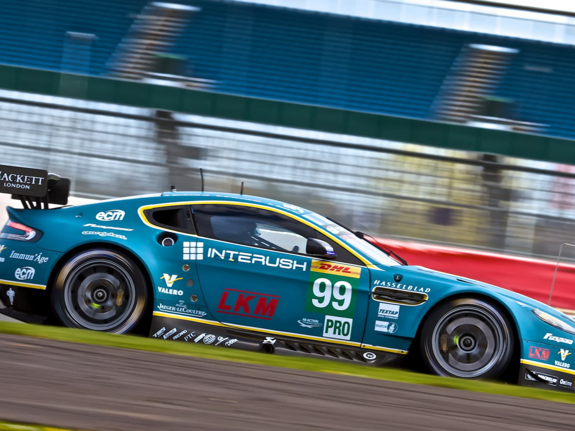 Aston Martin v8 Vantage gt3