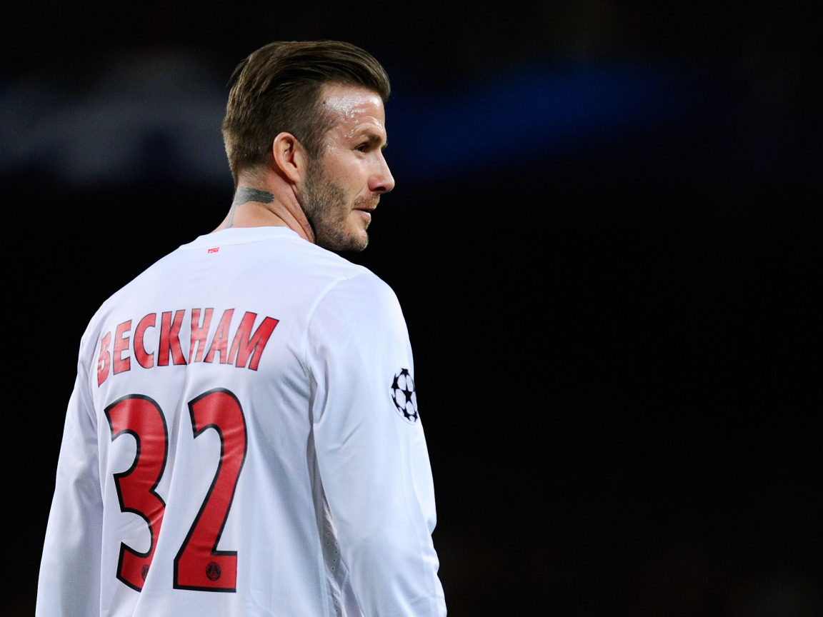 Дэвид Бекхэм. Beckham PSG. Дэвид Бекхэм обои. Игроки футбола 2009 Beckham.