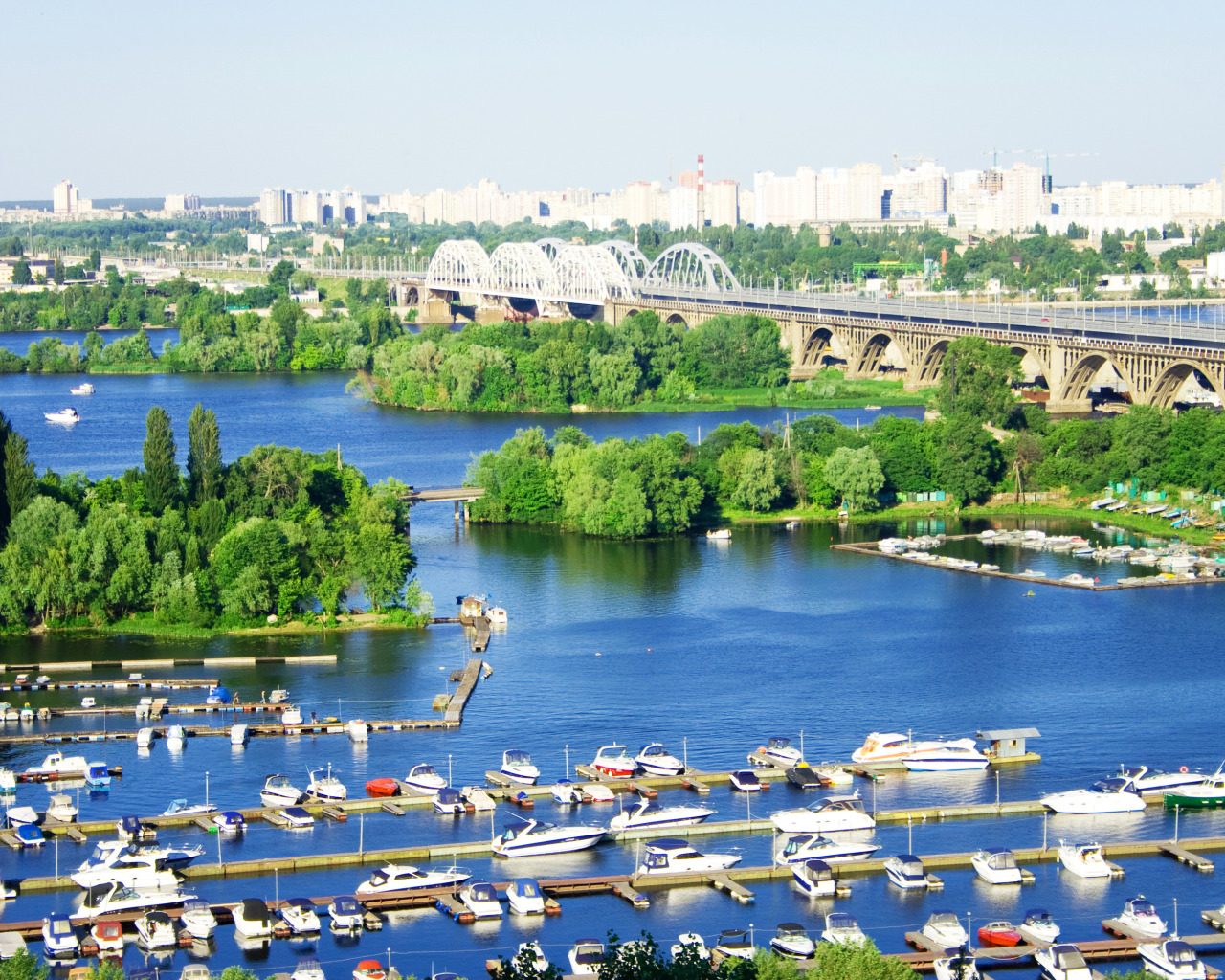 Самые красивые города на реках. Скачати річку Дніпро України.