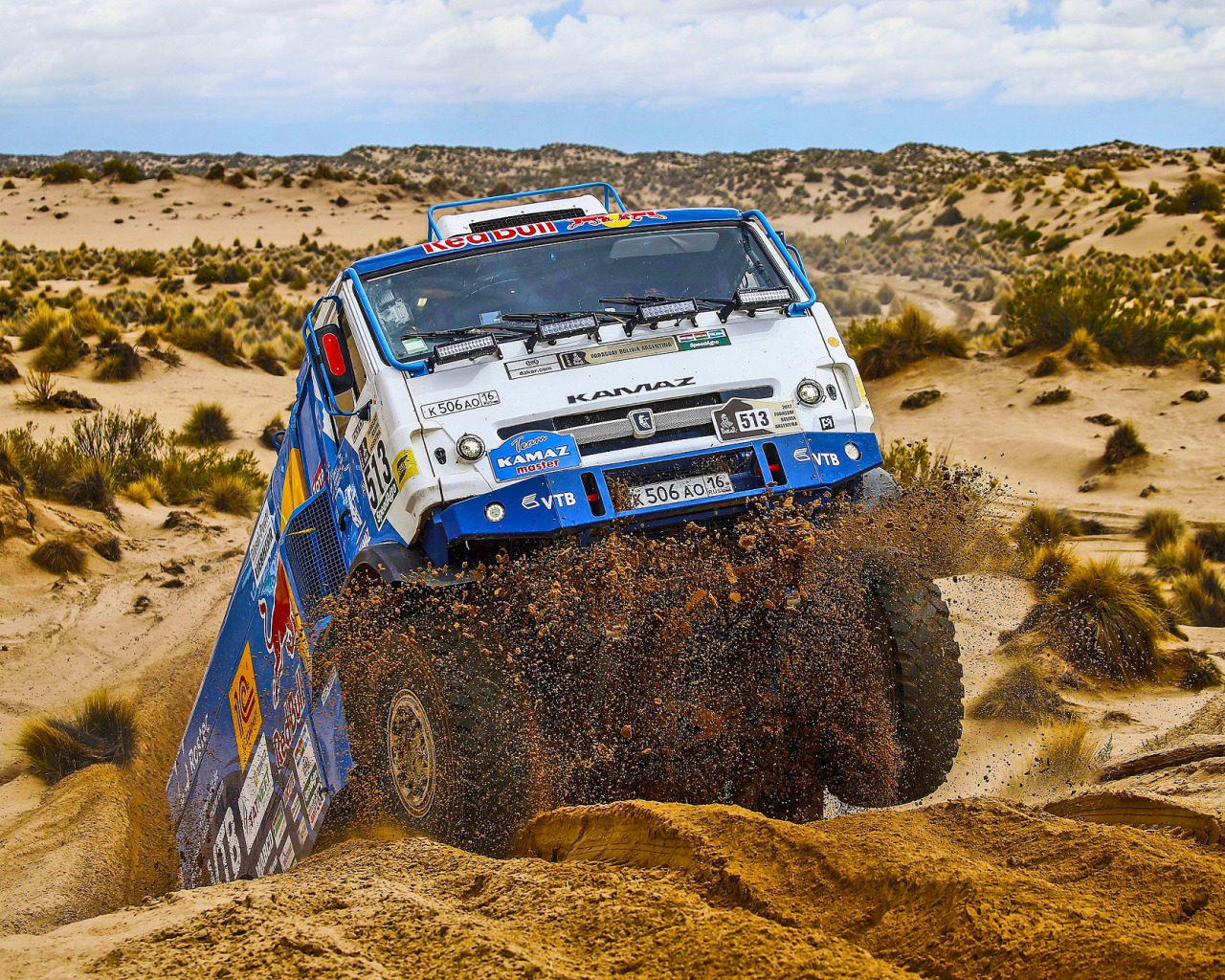 Скачать обои Песок, Пустыня, Гонка, Мастер, Kamaz, Dakar, Дакар, Ралли,  раздел грузовики в разрешении 1280x1024