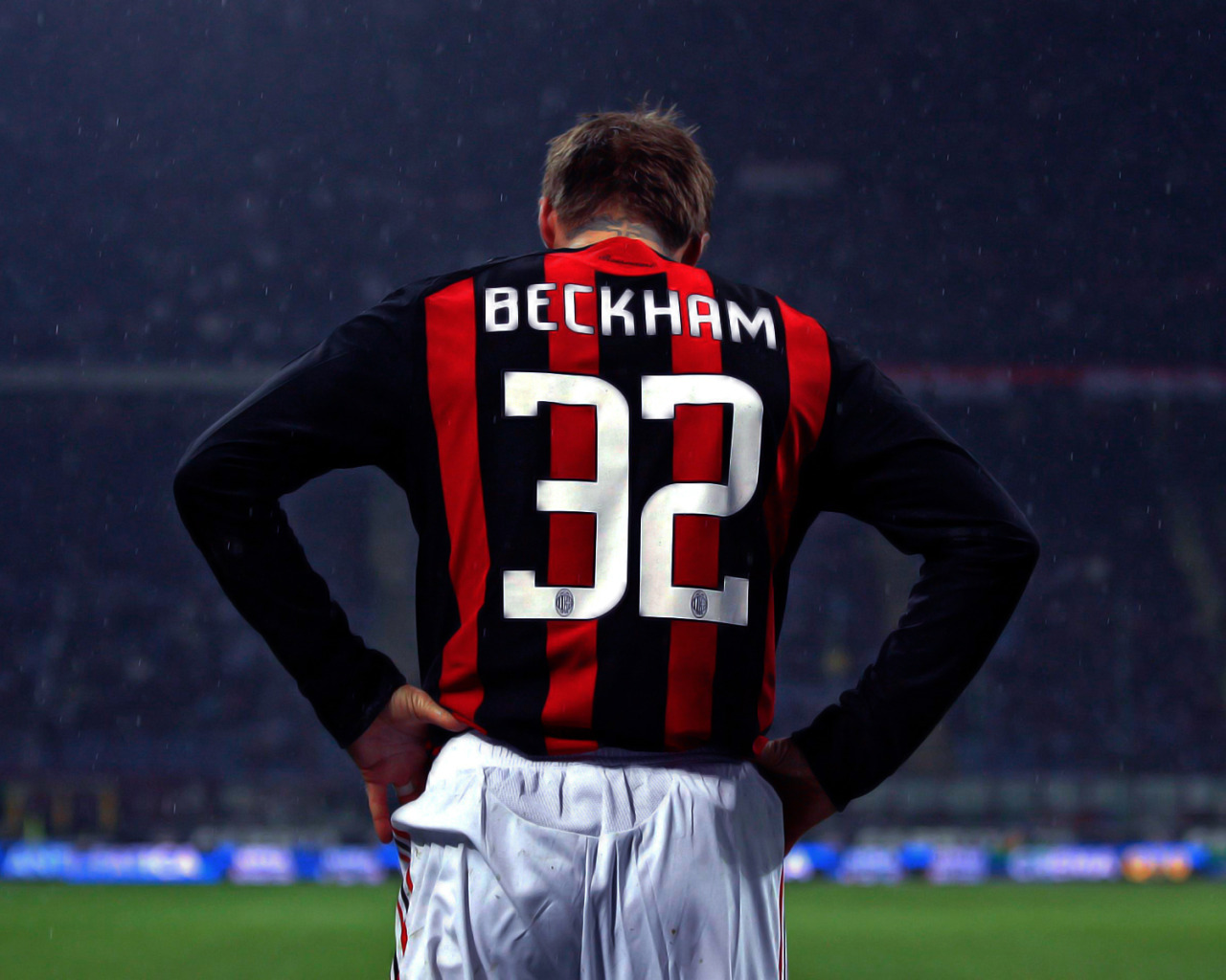 Лучшие номера футболистов. Дэвид Бекхэм 23 номер. David Beckham Soccer. Beckham 32.