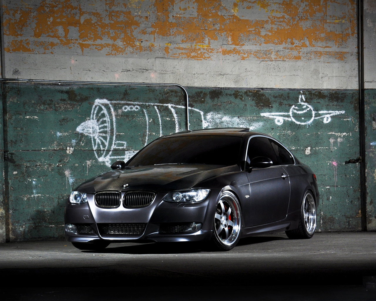 BMW e92 335i Black