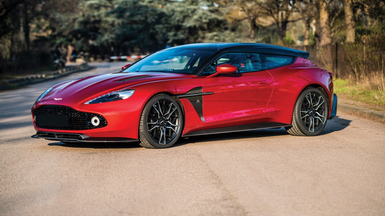 Aston Martin Vanquish Zagato shooting Brake салон