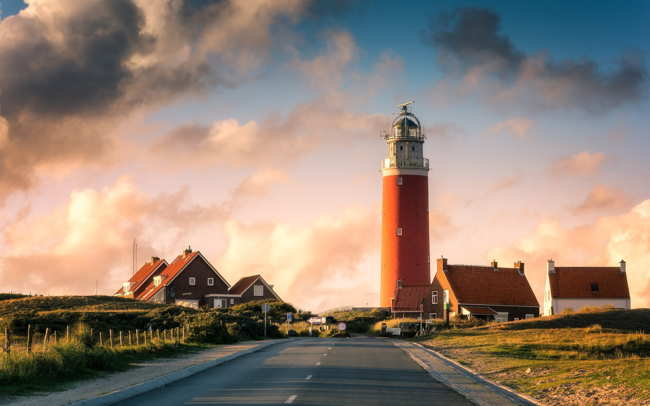 Скачать обои дорога, маяк, дома, Нидерланды, Голландия, lighthouse, Texel,  раздел пейзажи в разрешении 1280x800