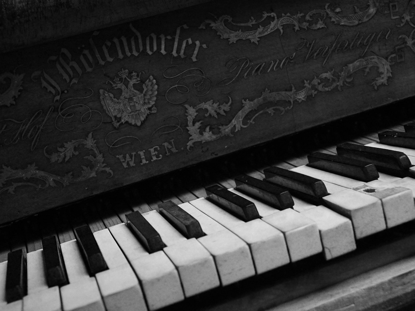 Клавиши фортепиано. Фортепиано. Клавиши пианино. Фортепиано фон.