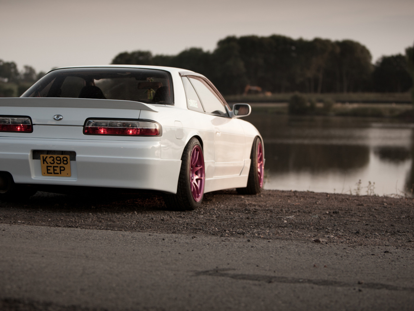 Nissan Silvia s15 stance красная