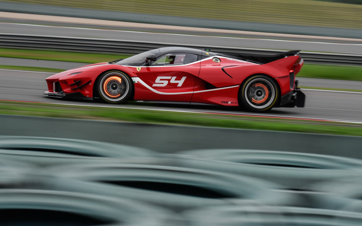 Ferrari fxx k. Ferrari FXX-K EVO 2018. Ferrari FXX EVO. Феррари FXX K EVO 4k. Ferrari FXX Evolution прошлая.