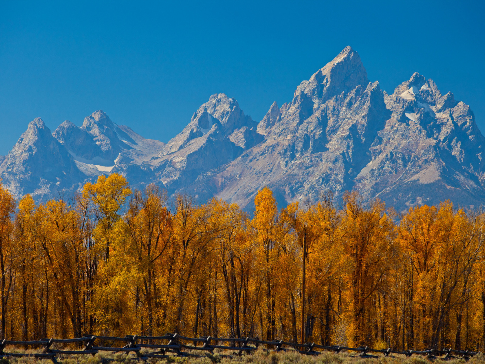 осень, небо, листья, деревья, горы, забор
