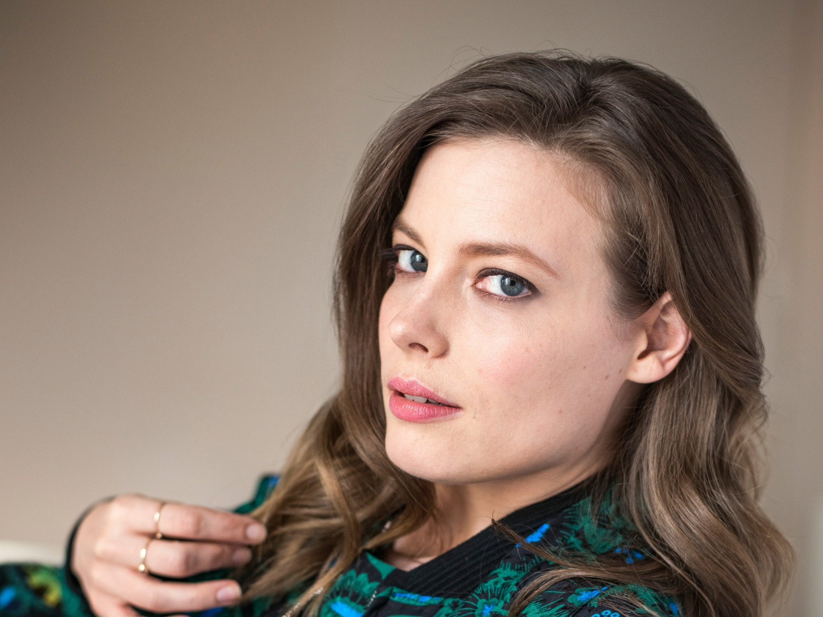 Gillian Jacobs Fakes