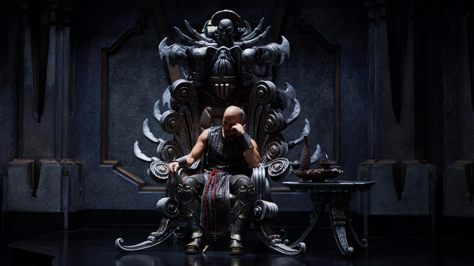 Скачать обои зал, The Chronicles of Riddick, Хроники Риддика, Вин Дизель,  трон, Vin Diesel, раздел фильмы в разрешении 1600x900