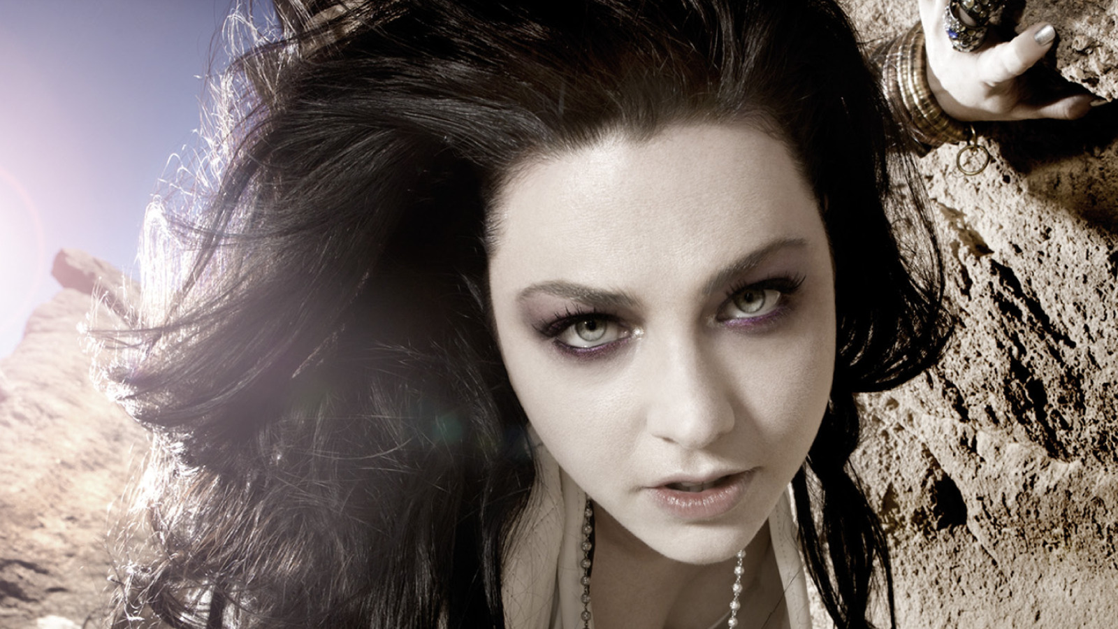 Эмми лин. Эми ли Evanescence. Evanescence солистка. Amy Lynn Hartzler. Группы Evanescence Эми ли.