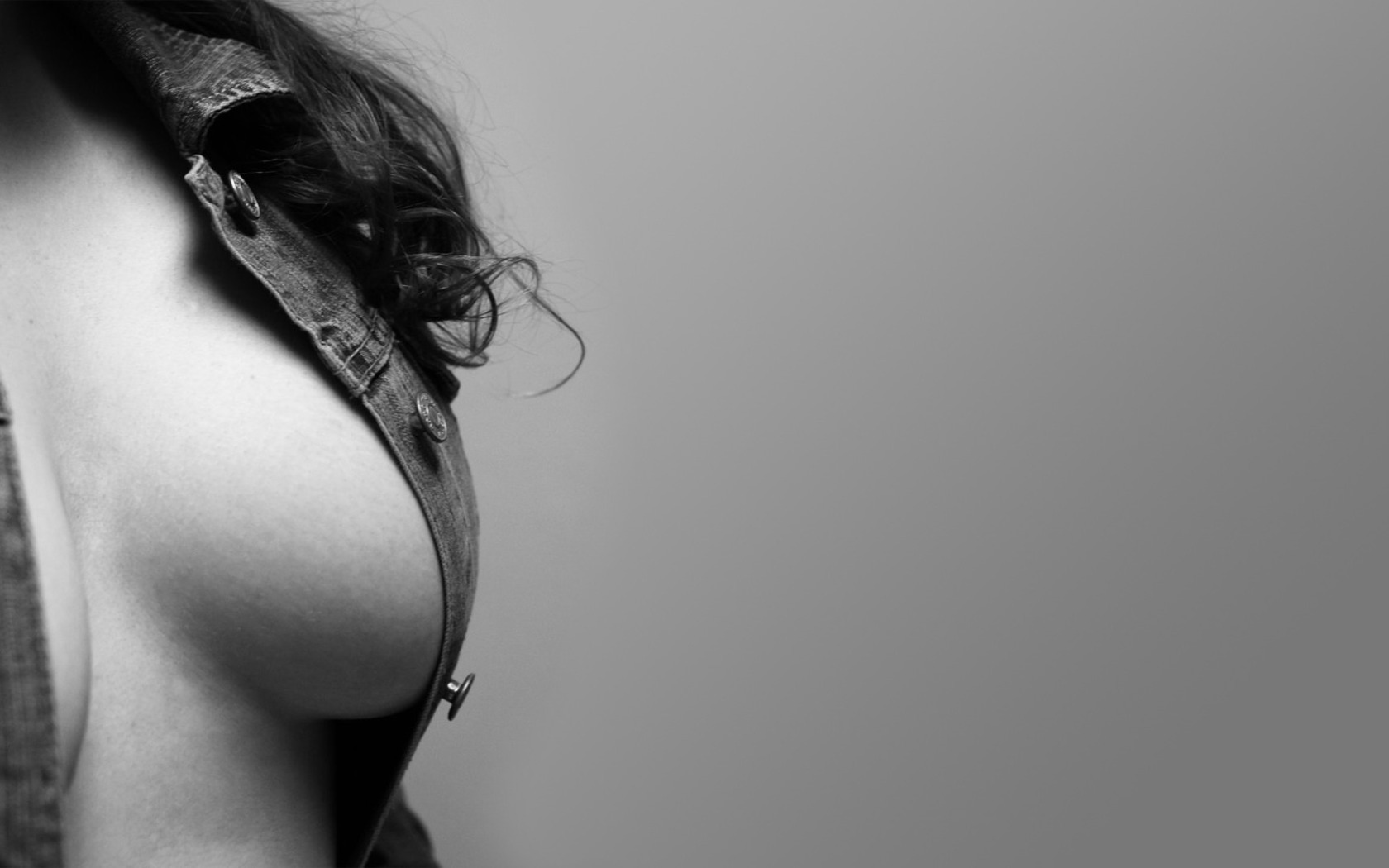 черно белые картинки женской груди фото 17