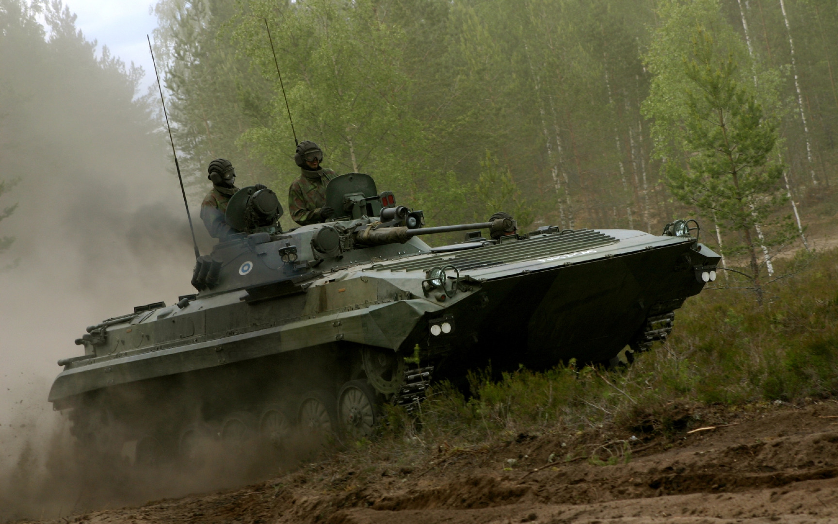 маскировка бмп 2. бмп 2. директриса бмп 2. бмп 2. бмп карабах.