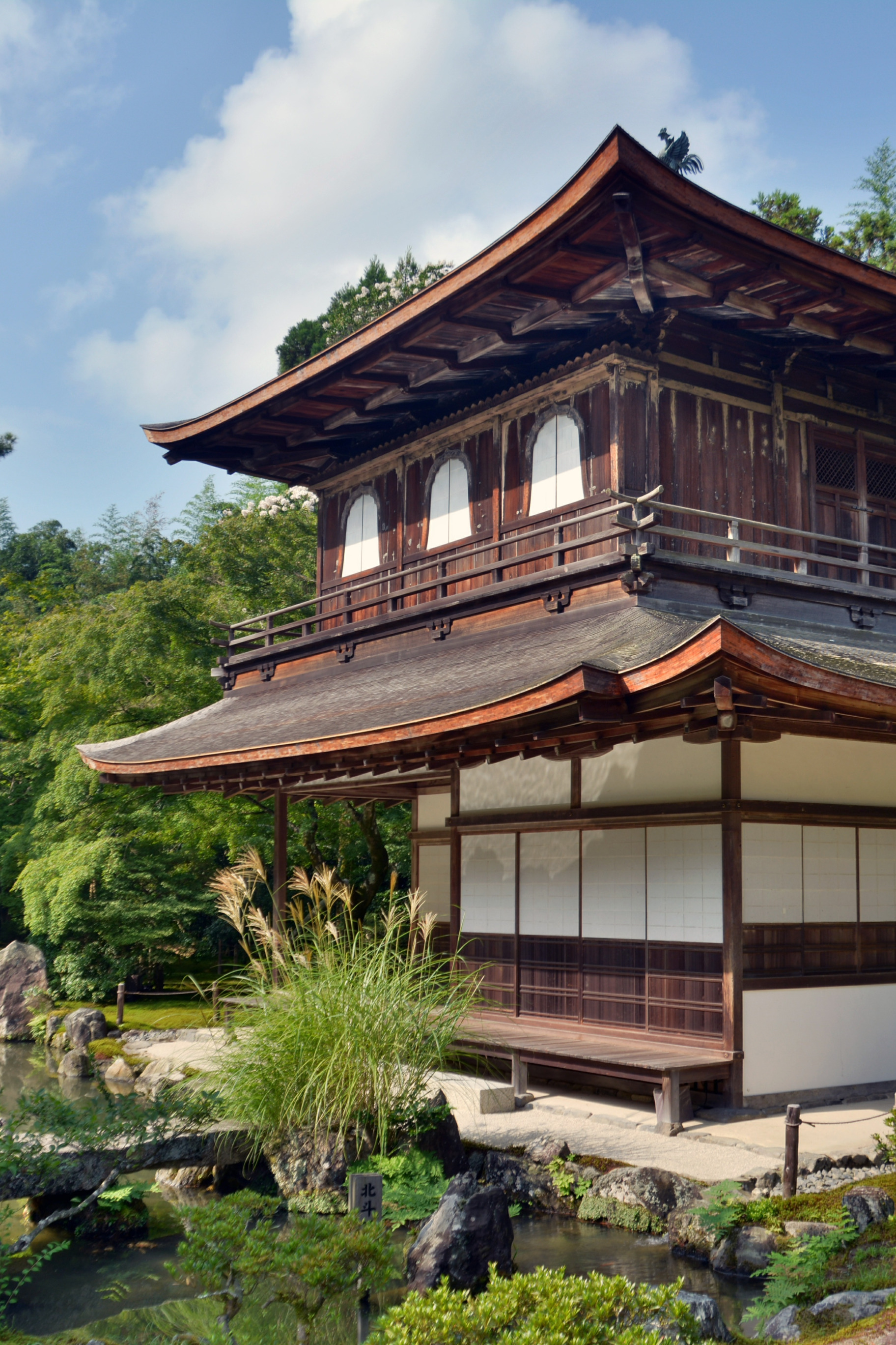 Архитектура Японии Минка. Дом в японском стиле. Домик японский. Японский дом снаружи.
