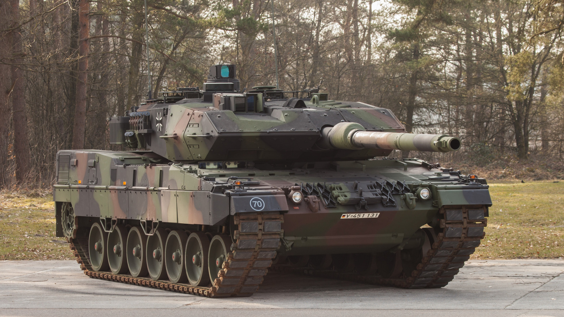 Стен лео 2.3. Леопард 2а7. Leopard 2a5 Бундесвер. Танк Leopard 2a7. Танк леопард 2.