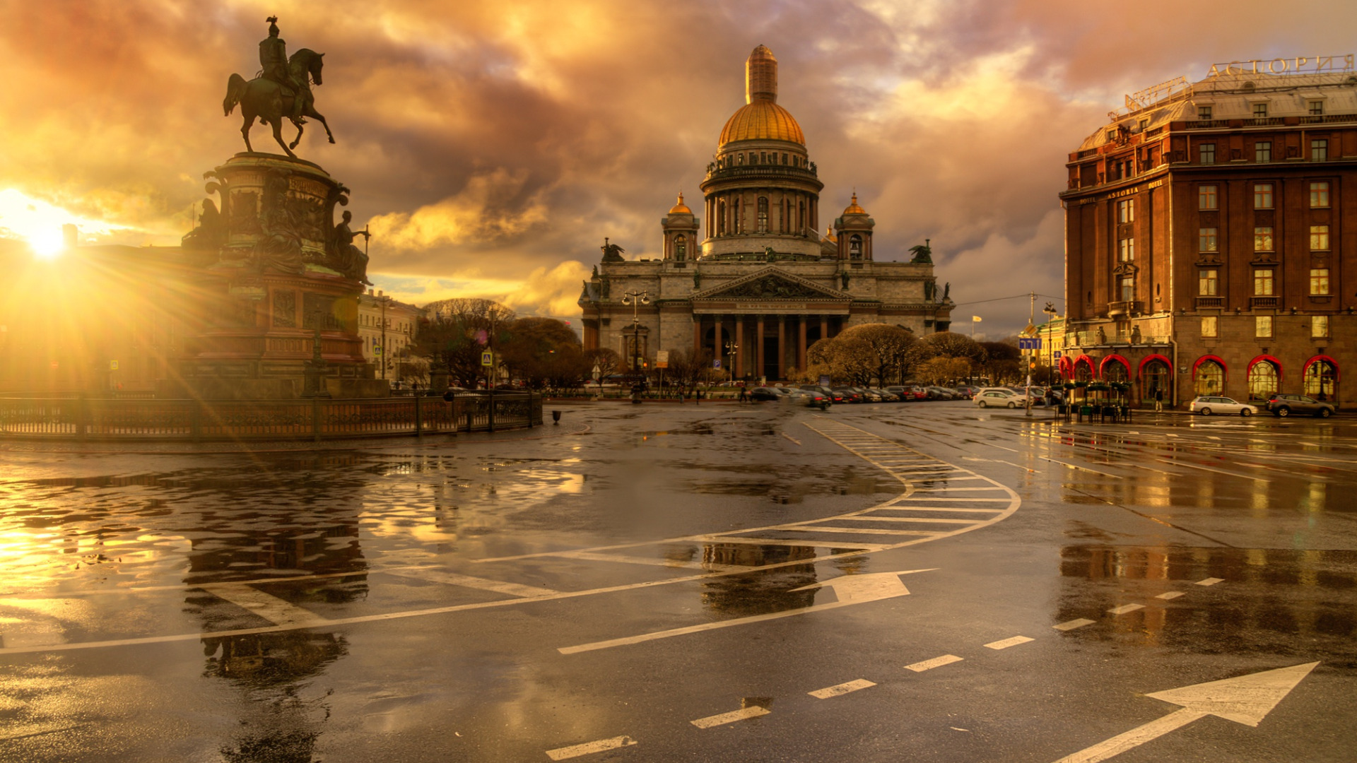 Исаакиевский собор солнце