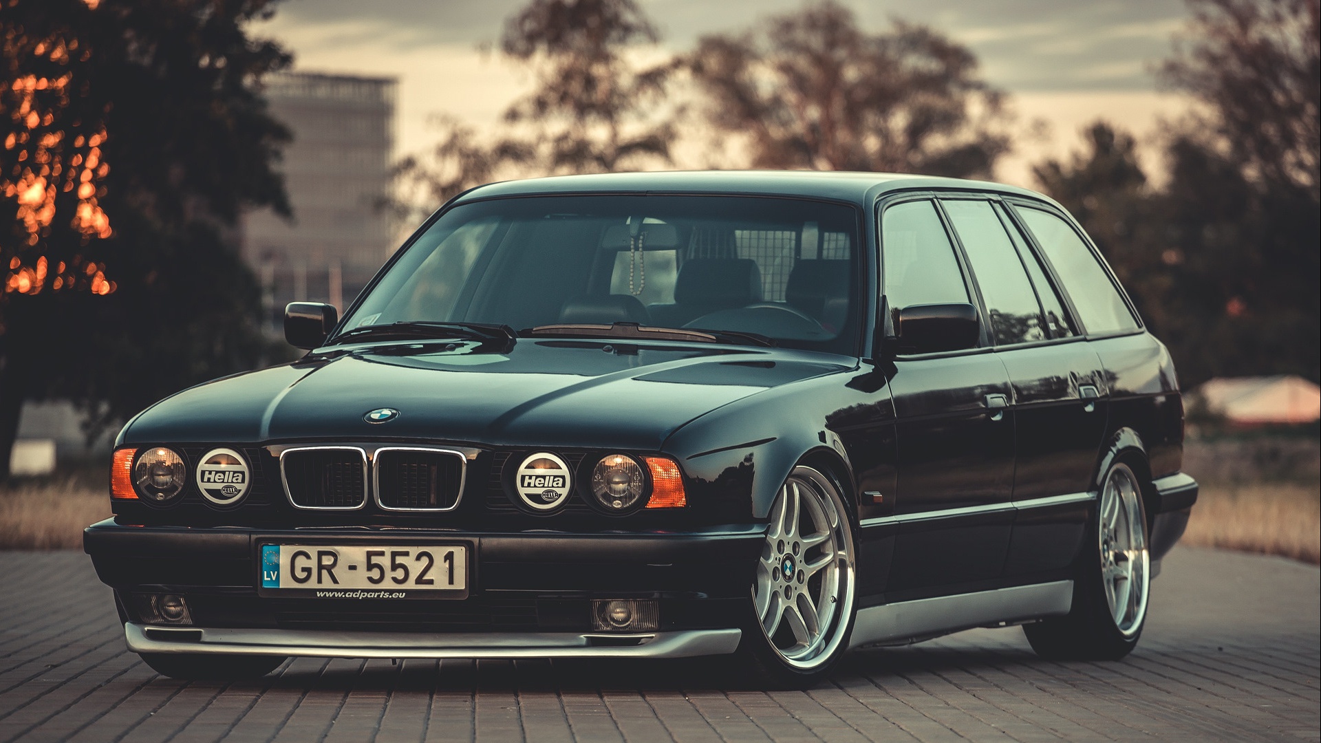 РћР±РѕРё BMW e34 1920x1080