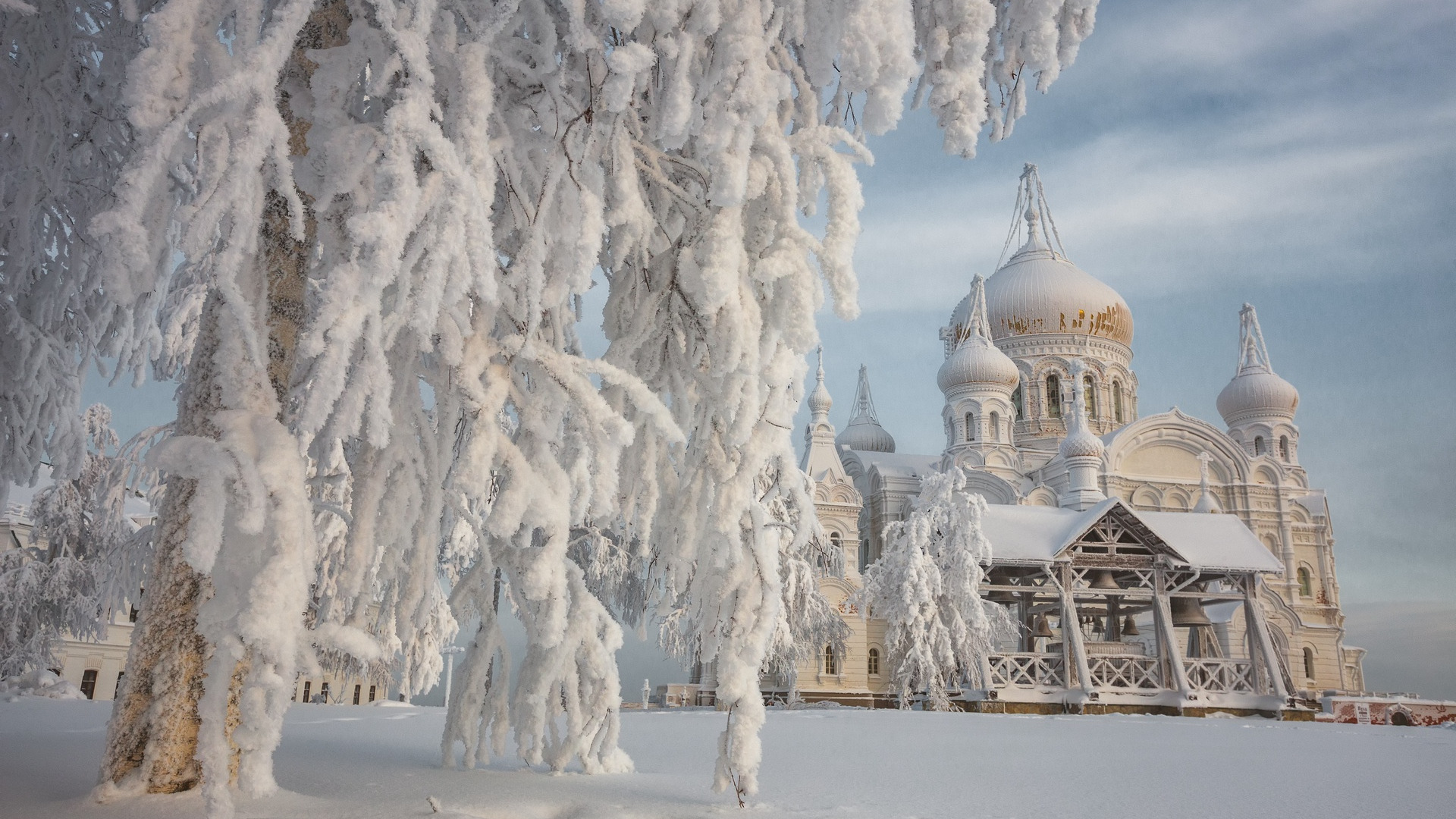 храм в белогорье