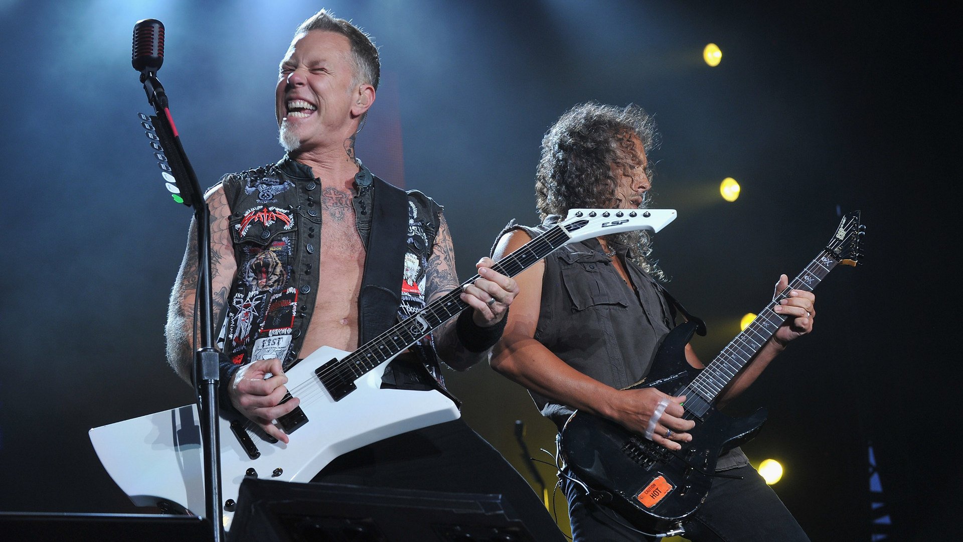 Рок концерты 24. Группа металлика. James Hetfield. Metallica Хэтфилд. Группа металика музыканты.