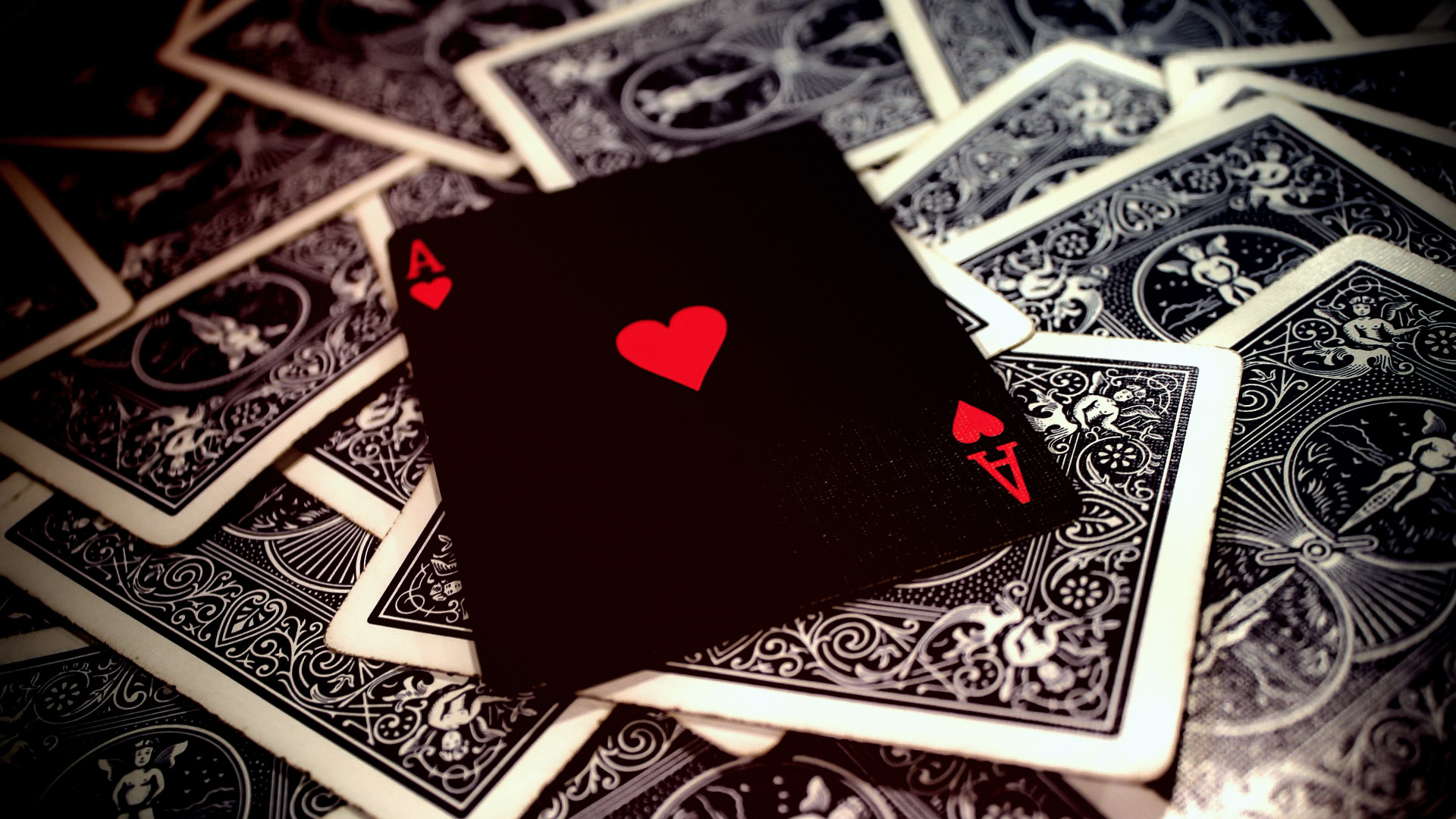Туз в игре 21. Игральные карты. Покер карты.