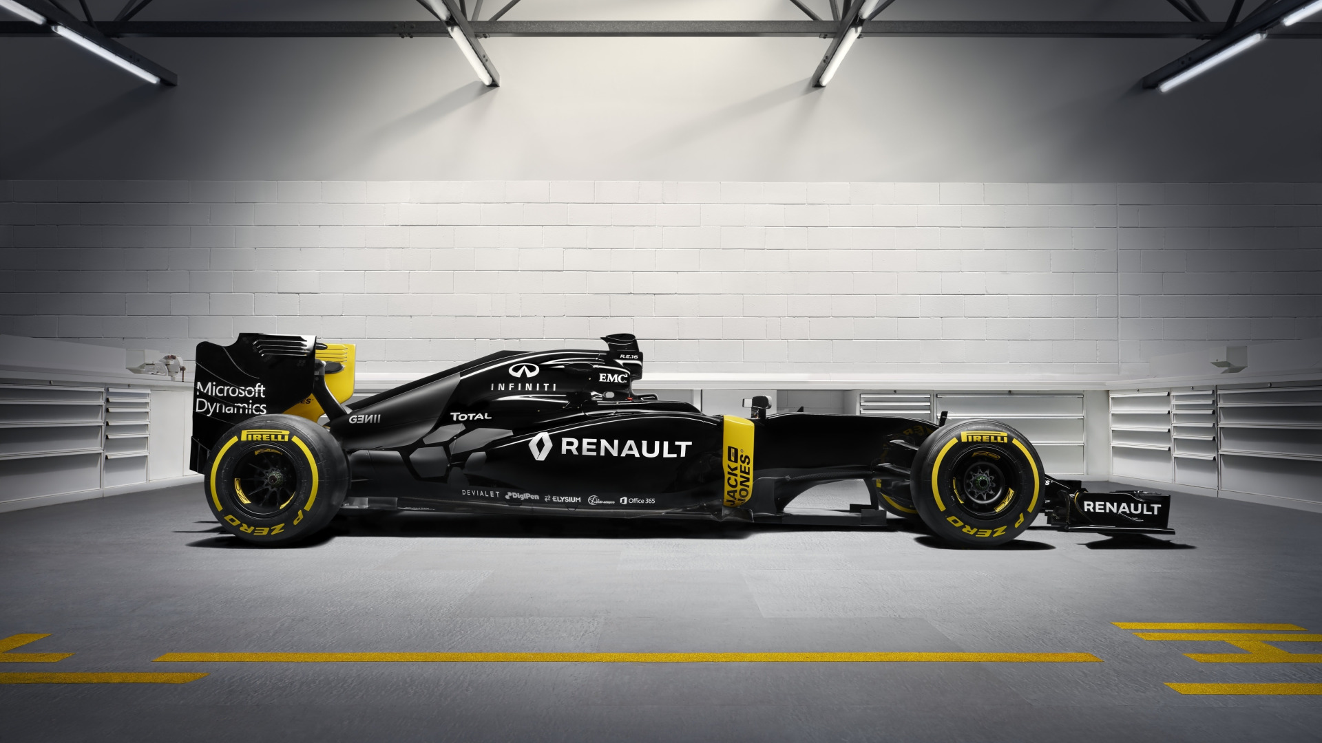 20 16 2016. Болид ф1 Рено. Renault r9. Формула 1 Ренаулт шоукар. Болид ф1 Рено 3 оси.