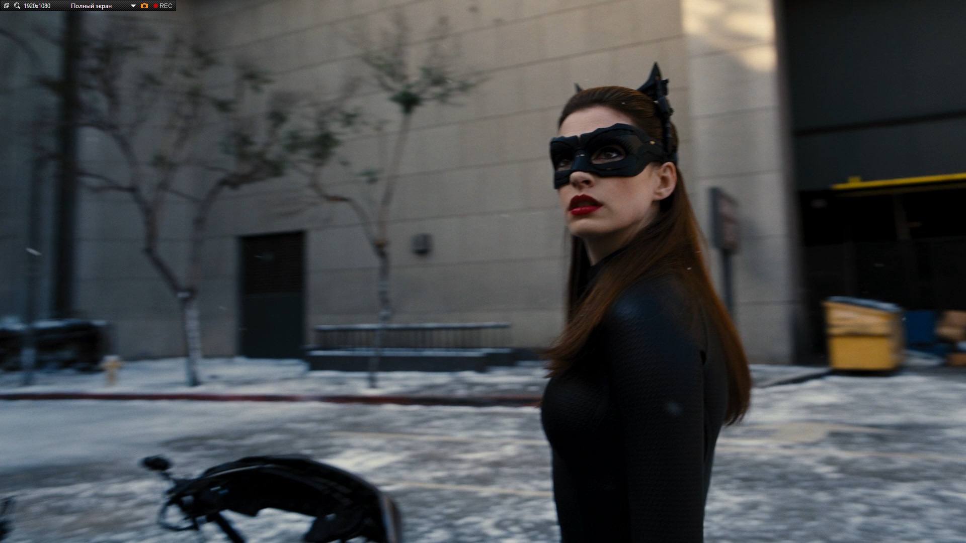 Скачать обои batman, фильм, бэтмен, энн хэтэуэй, anne hathaway, темный  рыцарь возрождение легенды, the dark king rises, раздел фильмы в разрешении  1920x1080