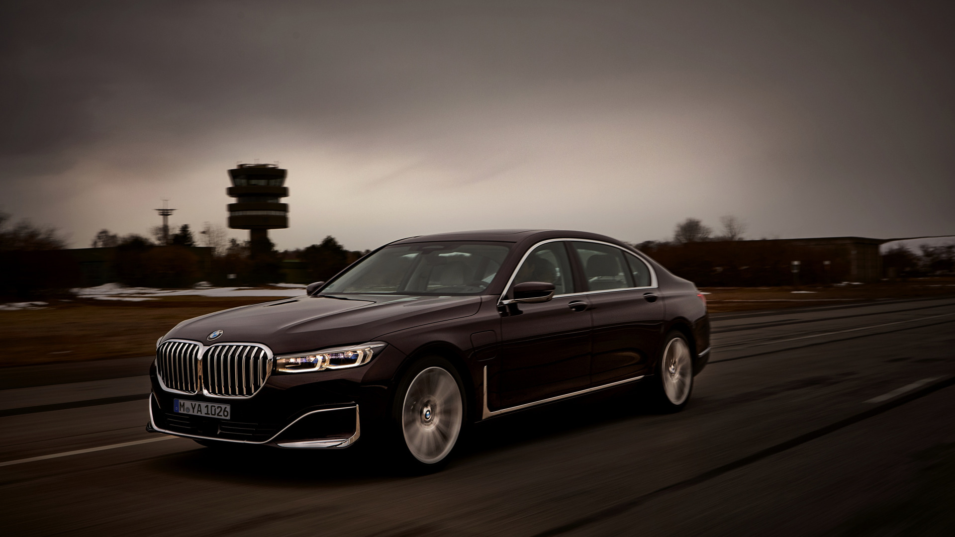 BMW 7 long белая