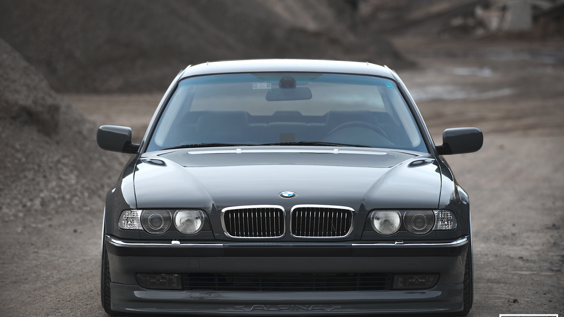 BMW 740 e38 бумер