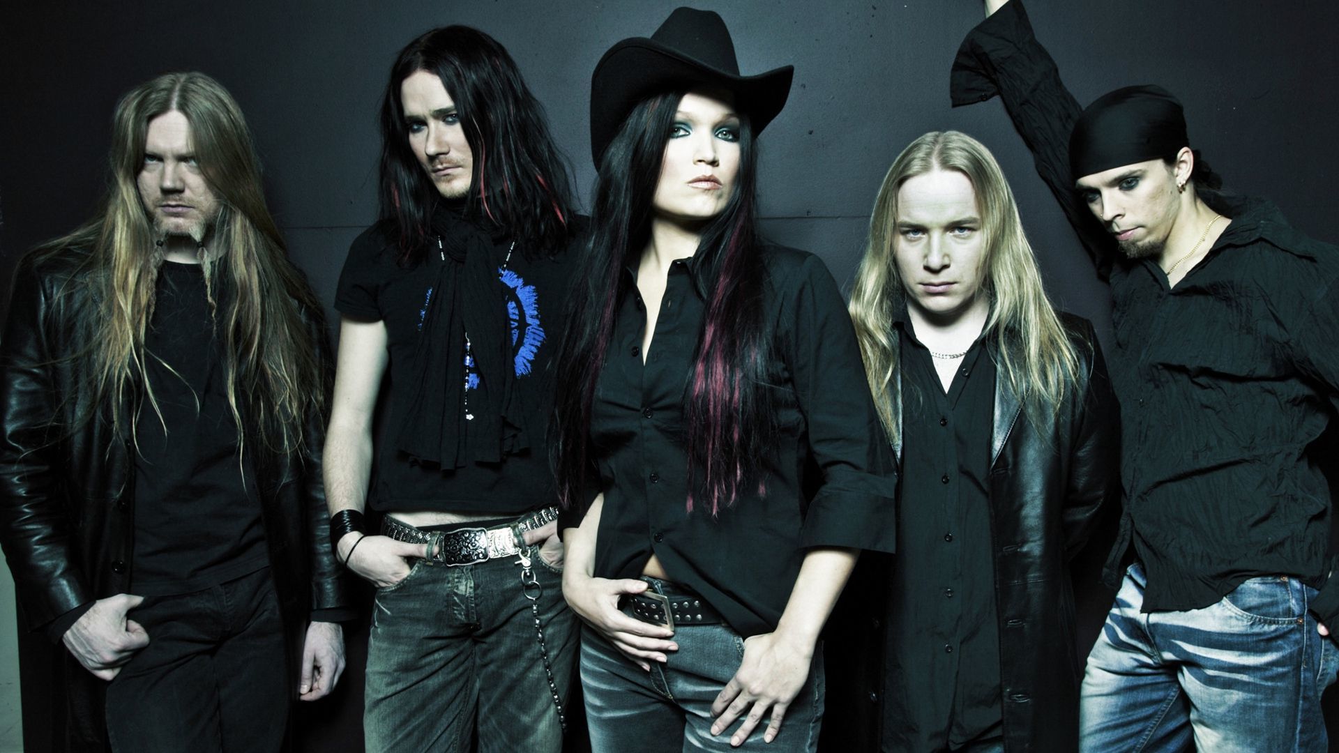 Черный фон группа. Nightwish Band. Группа найтвиш. Nightwish фото группы. Группа Nightwish с Тарьей Турунен.