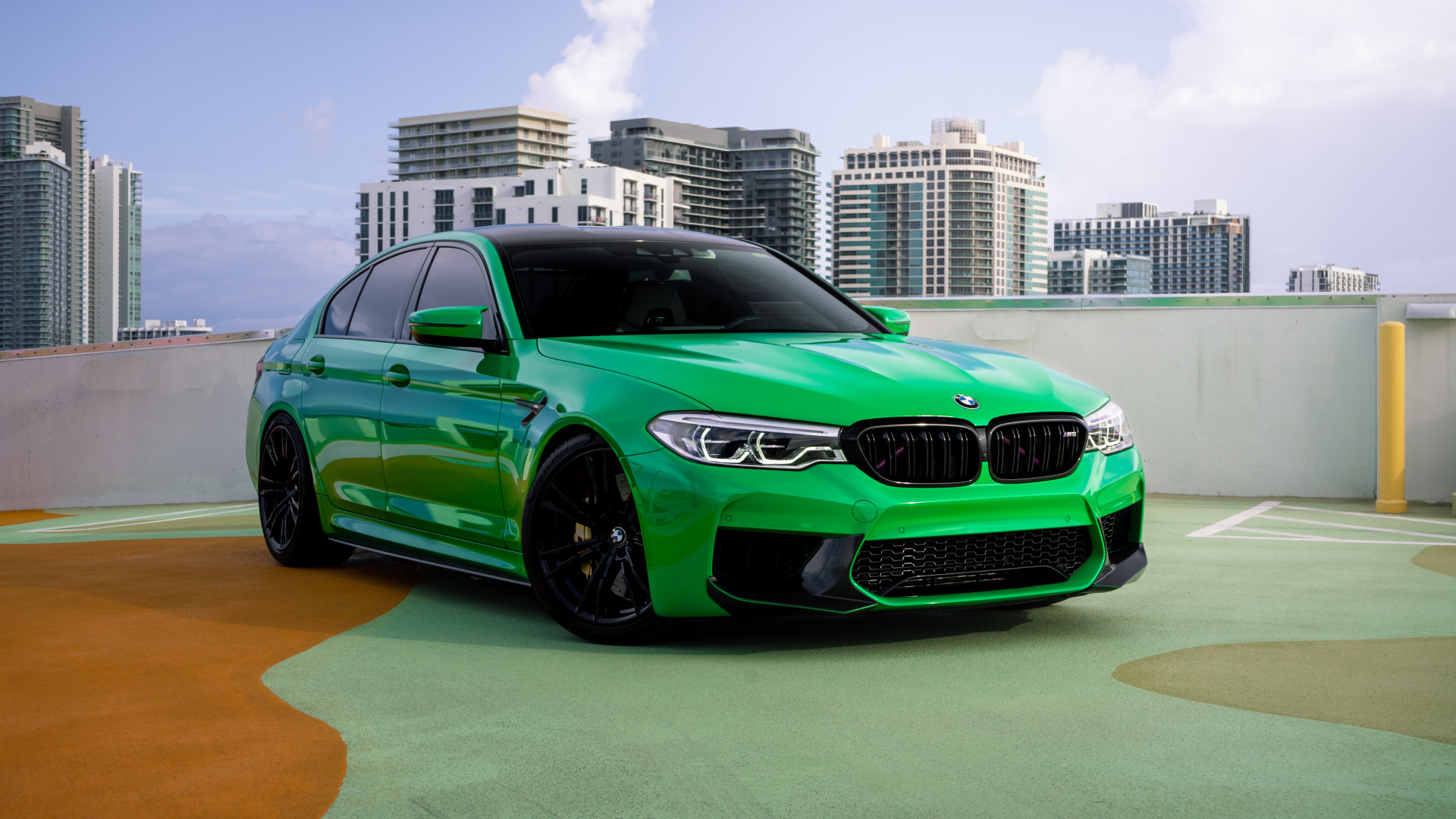 Green parking. BMW m5 f90 2018. M5 f90 снег. BMW m5 f90 ФСБ. BMW m5 f90 ночной дрифт.