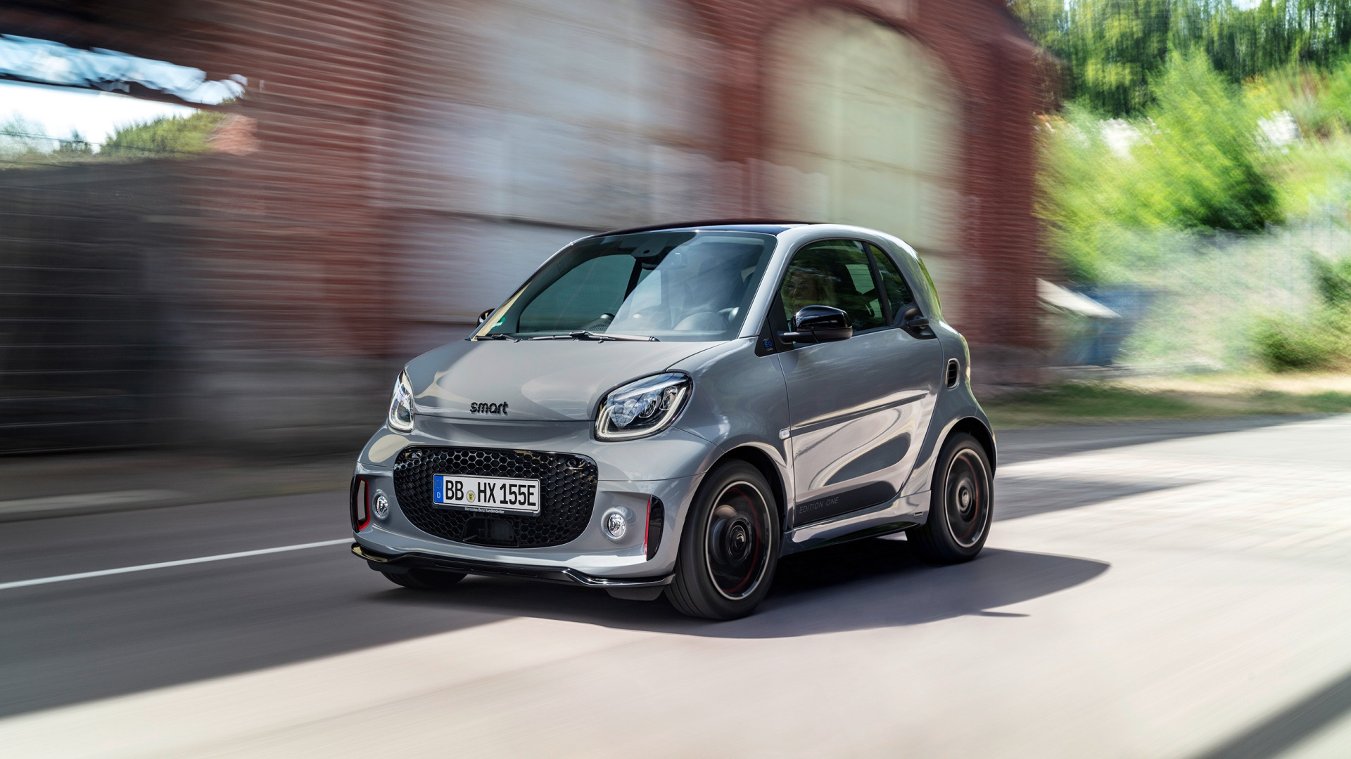 Мерс смарт. Smart Fortwo 2020. Smart Fortwo 2022. Smart Fortwo гибрид. Mercedes смарт Форту.