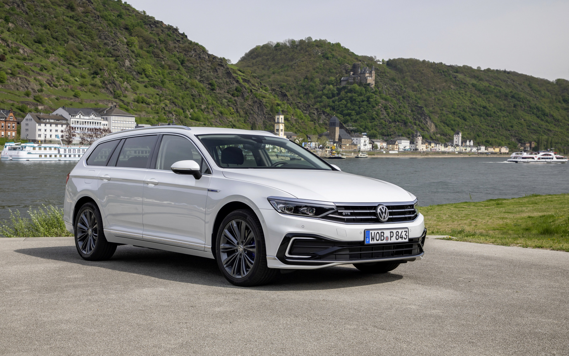 Passat 2019 года. Volkswagen Passat 2022 универсал. Volkswagen Passat универсал 2019. Volkswagen Passat b8 универсал 2020. VW Passat универсал 2020.