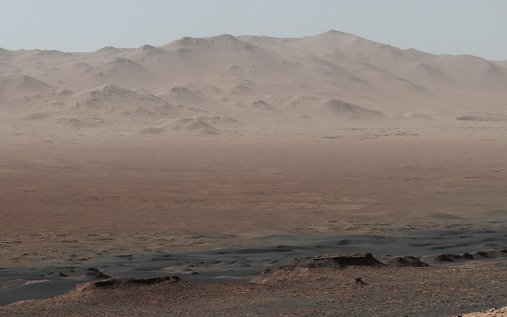 Время на марсе. Марс поверхность Кьюриосити. Снимки планеты Марс с марсохода. Снимки НАСА С Марса. Марс поверхность планеты с марсоходом.