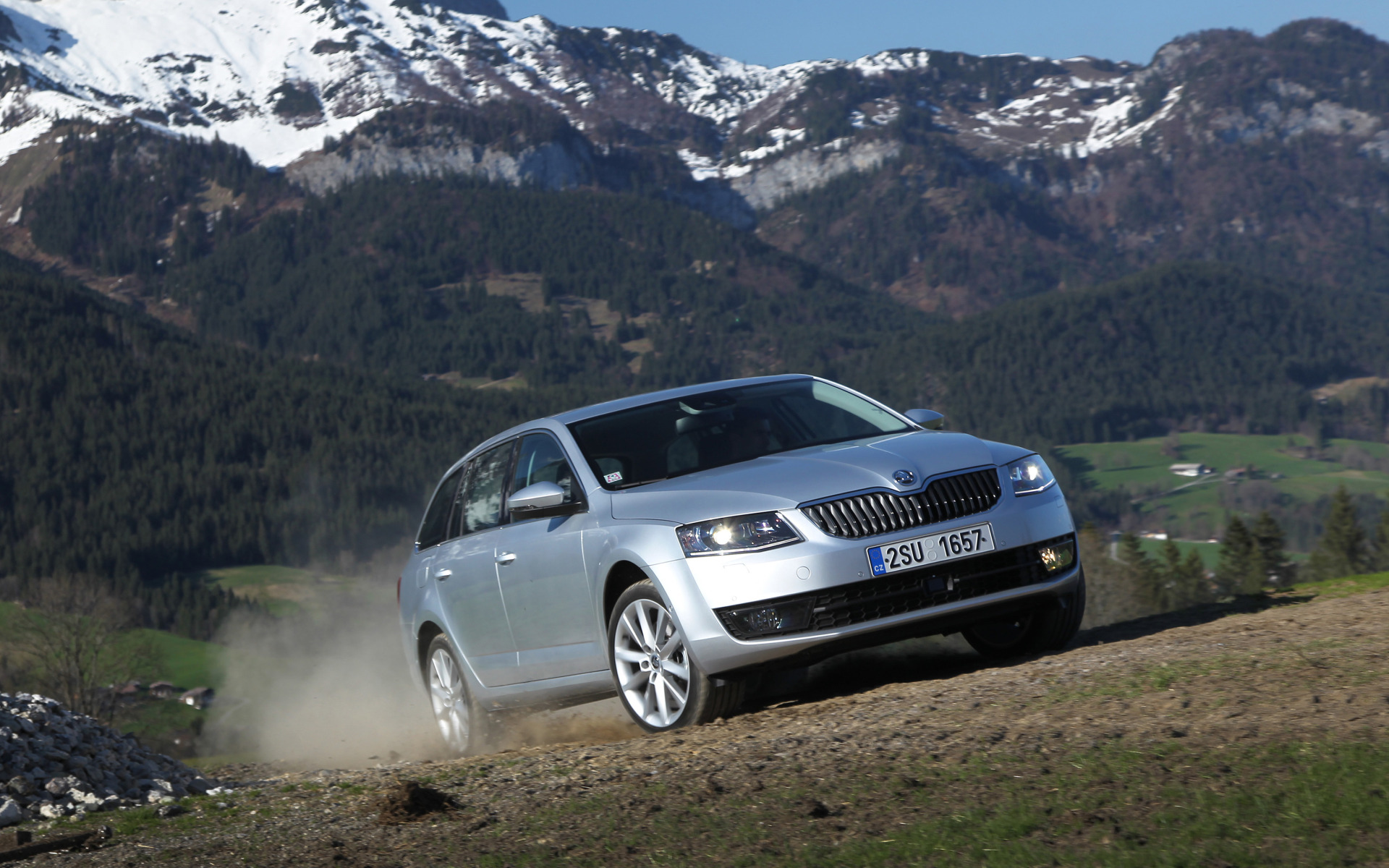 Полный привод на октавию а7. Skoda Octavia a4. Skoda Octavia Combi 2013 (a7).