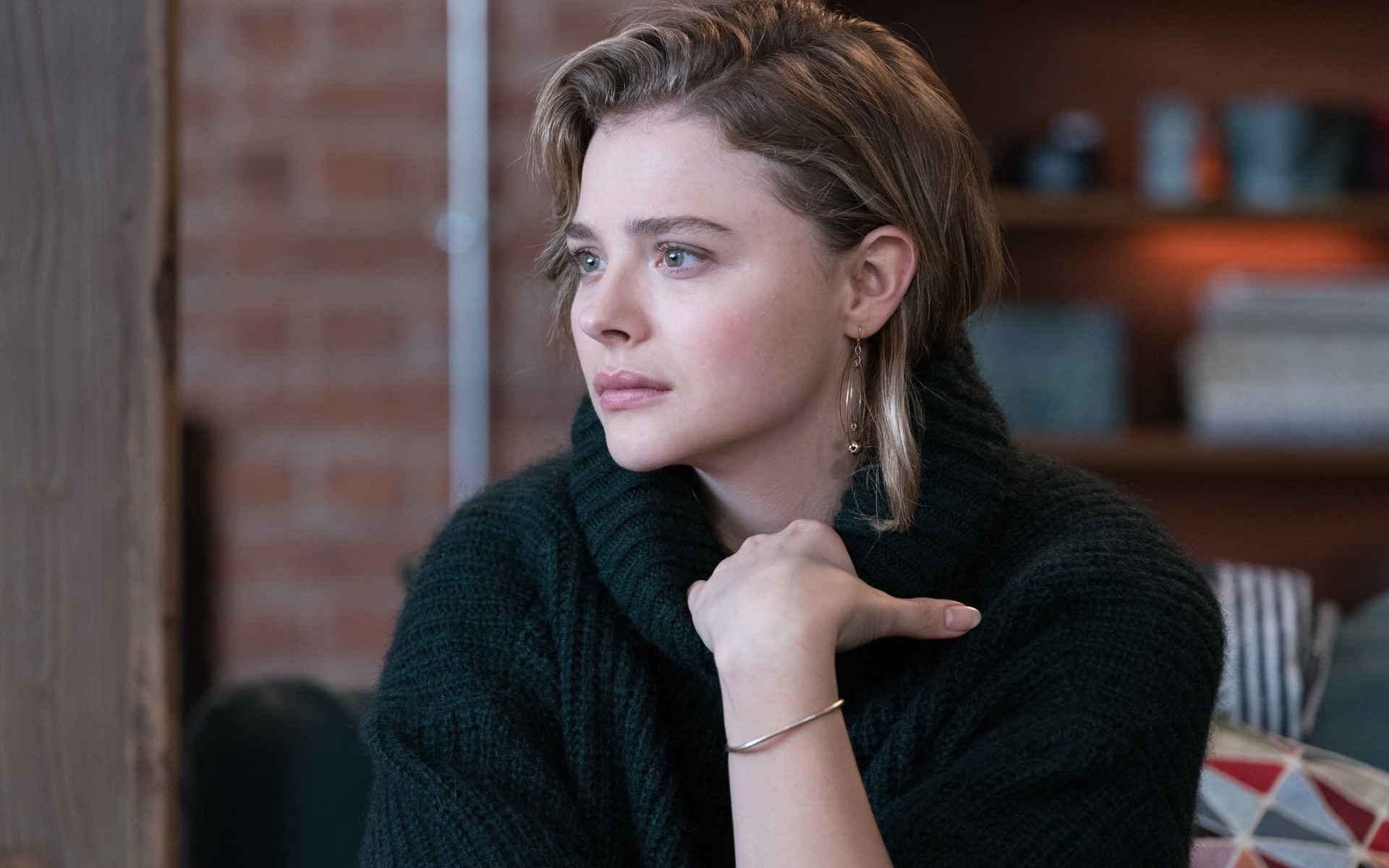 Скачать обои Chloë Moretz, Хлоя Грейс Морец, Chloë Grace Moretz, Хлоя Морец,  Greta, В объятиях лжи, раздел фильмы в разрешении 1920x1200