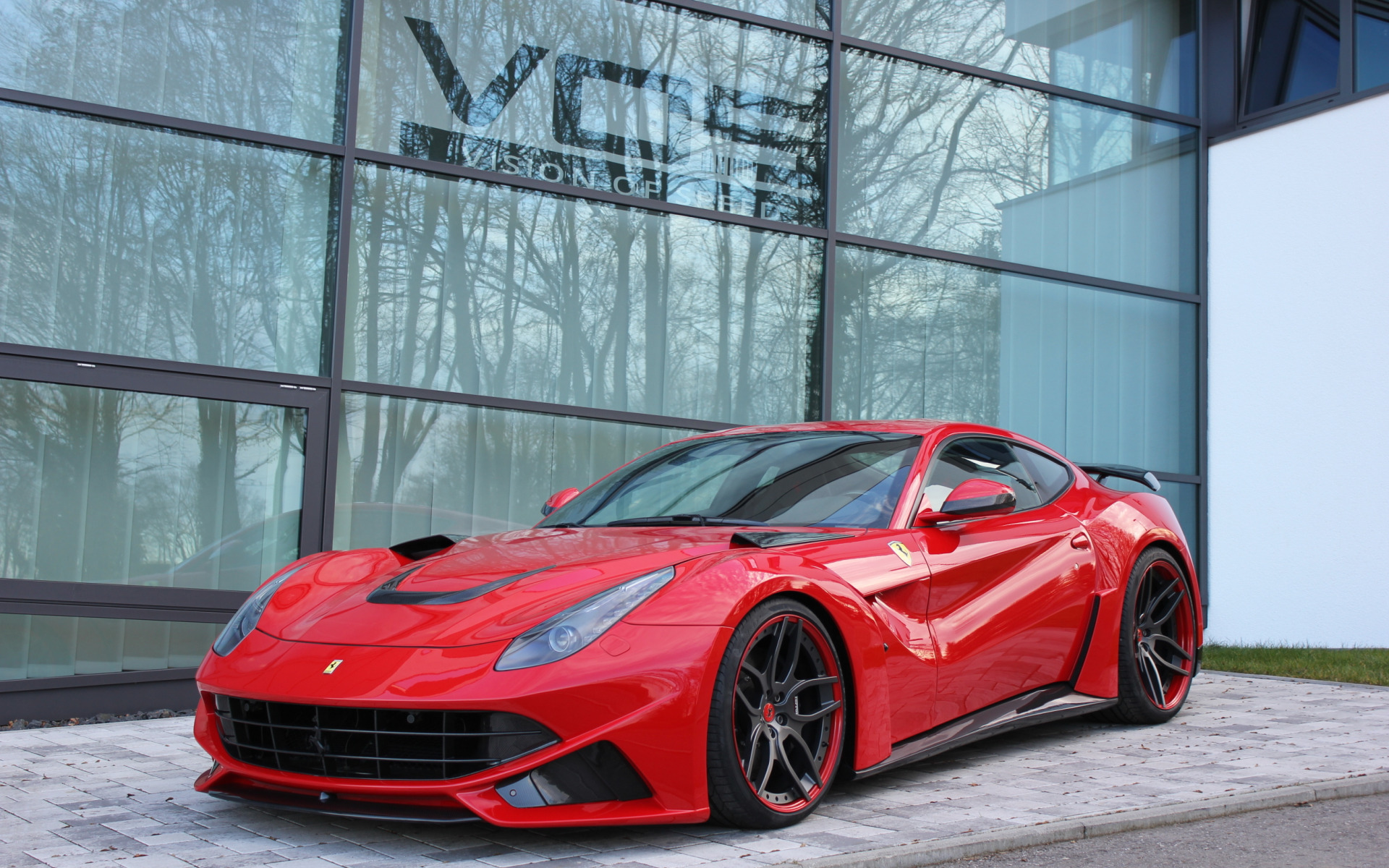 Ferrari f12 Berlinetta Novitec