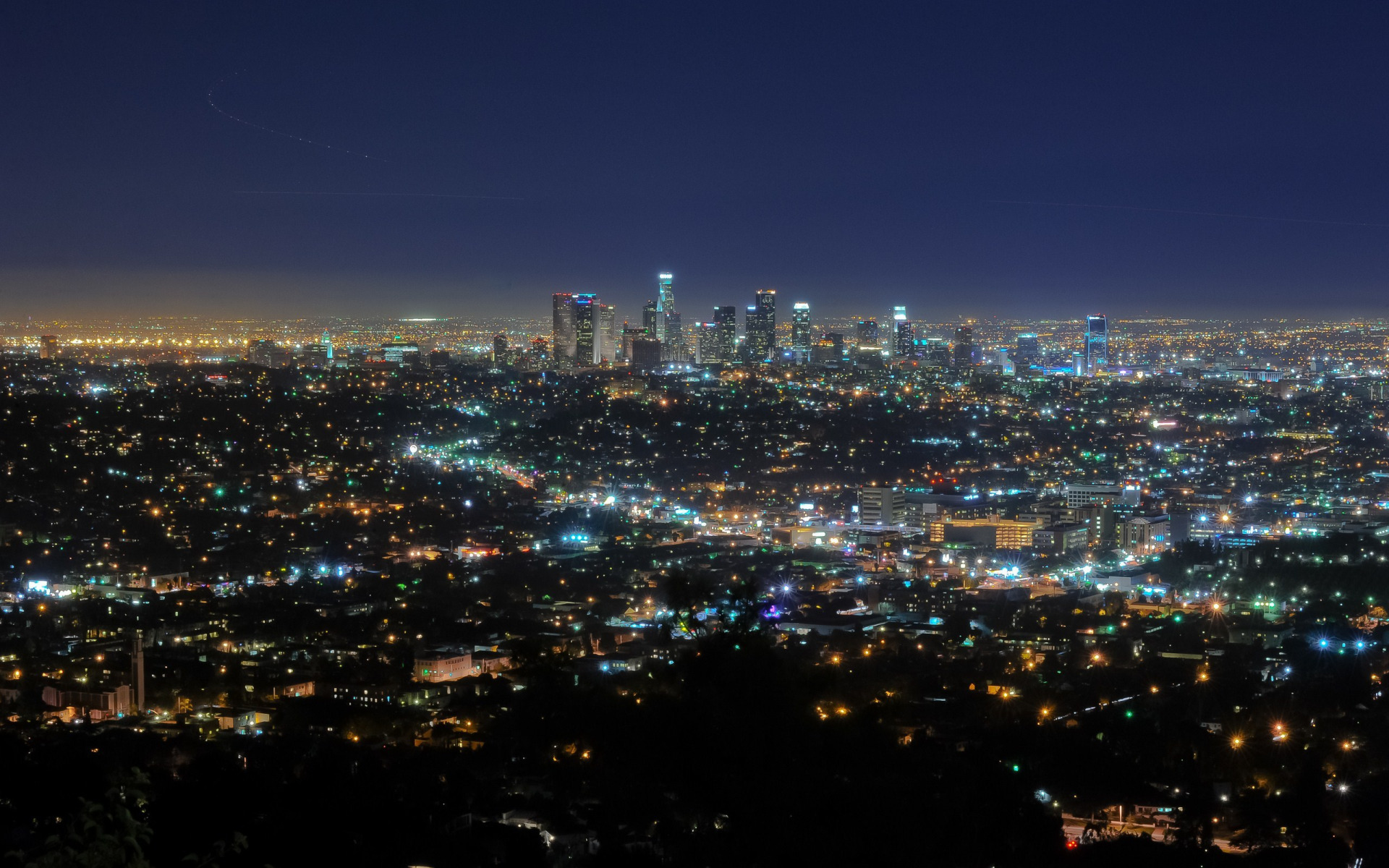 Los angeles night. Лос-Анджелес. Лос-Анджелес, Калифорния. Найт Сити Лос Анджелес. Лос-Анджелес Калифорния ночной.