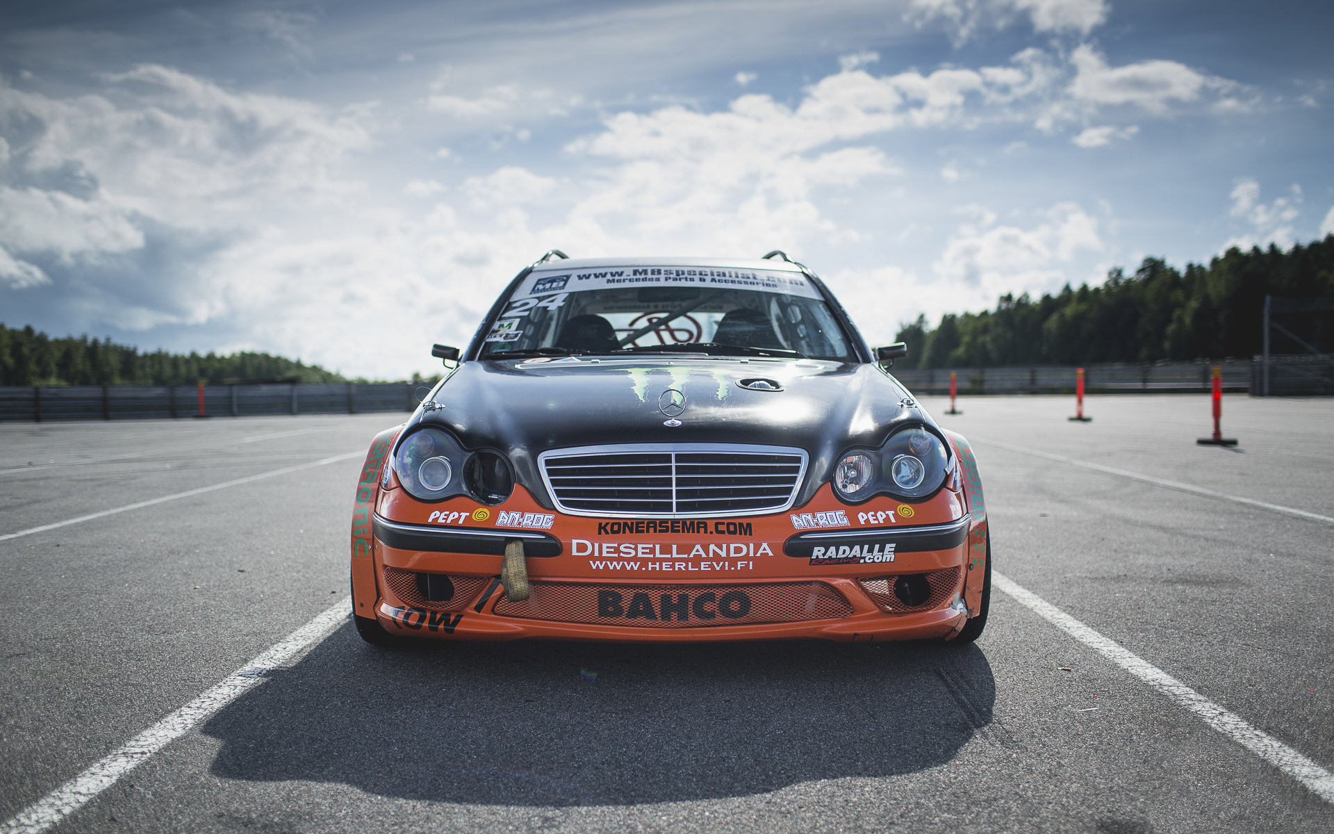 Обои drift, mercedes-benz, orange, wagon, W203 на телефон и рабочий стол,  раздел mercedes, разрешение 1920x1200 - скачать