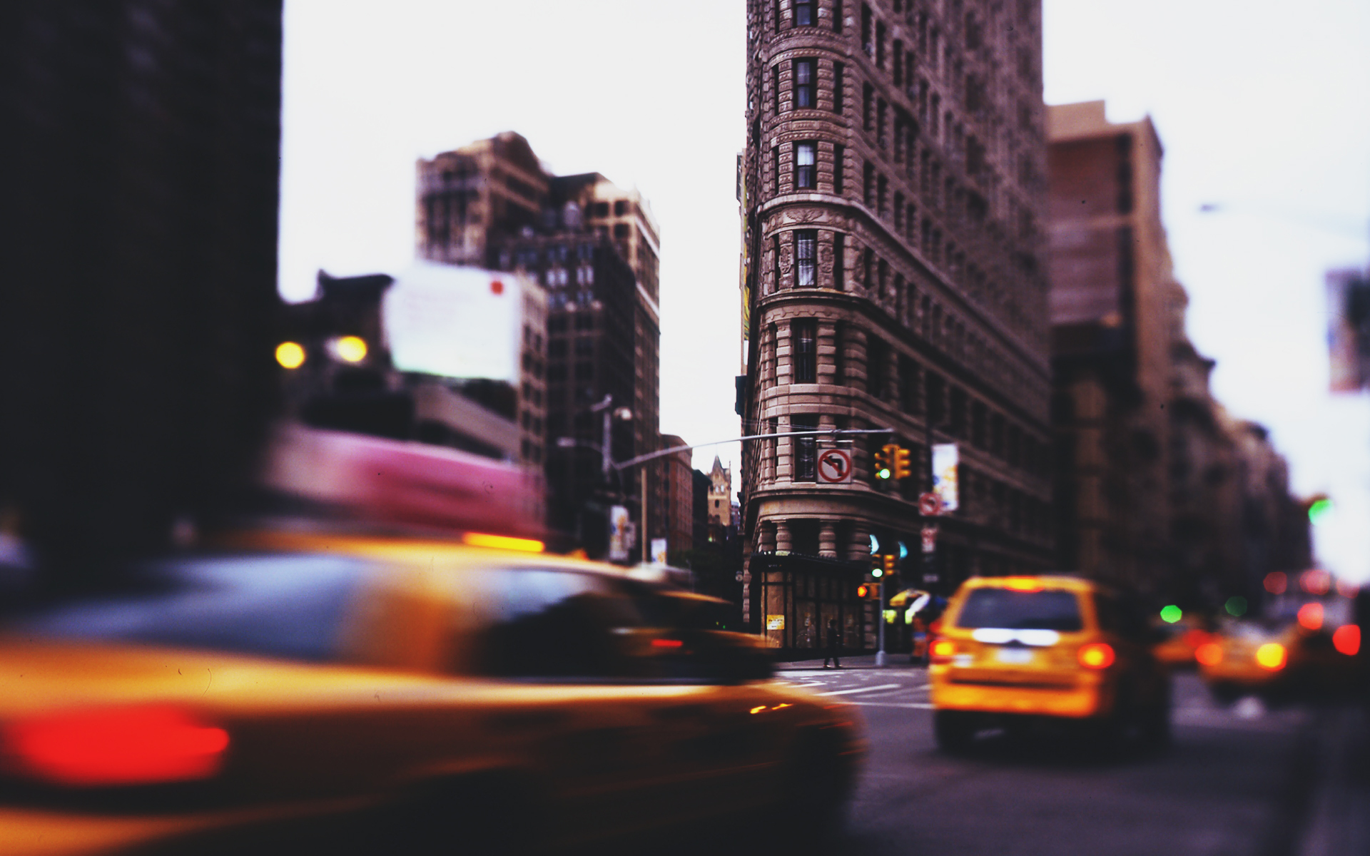 Размытая эстетика. Нью Йорк Манхэттен Эстетика. Нью-Йорк Эстетика улицы. Эстетика Нью-Йорка ночью. Нью Йорк Манхэттен такси.